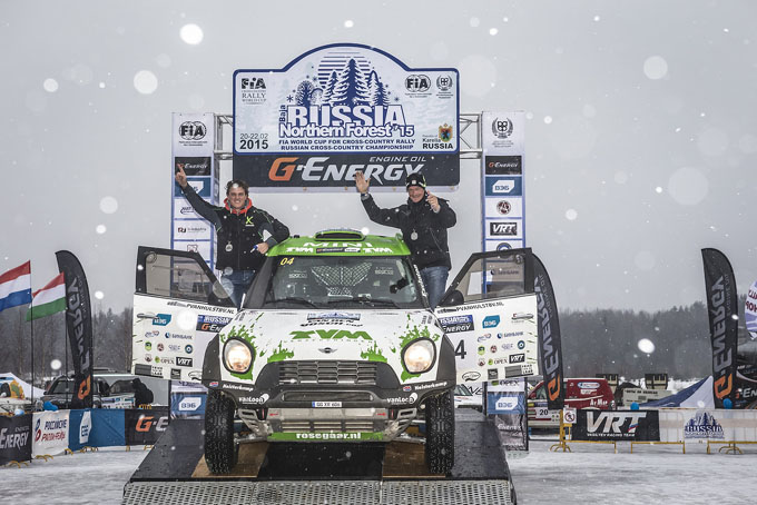 Erik van Loon in top vijf bij FIA World Cup Baja Northern Forest in Rusland